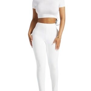 NWT Naked Wardrobe Smooth Bae-Sic Legging in White Size M